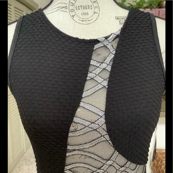 🍾 Sexy Black Dress 🍾 - Picture 6 of 10